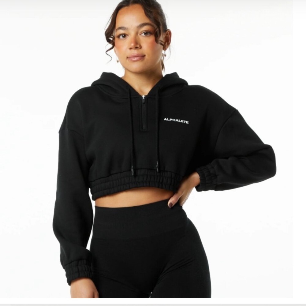 Alphalete Women's Brushed Fleece Half-Zip Crop Hoodie size S